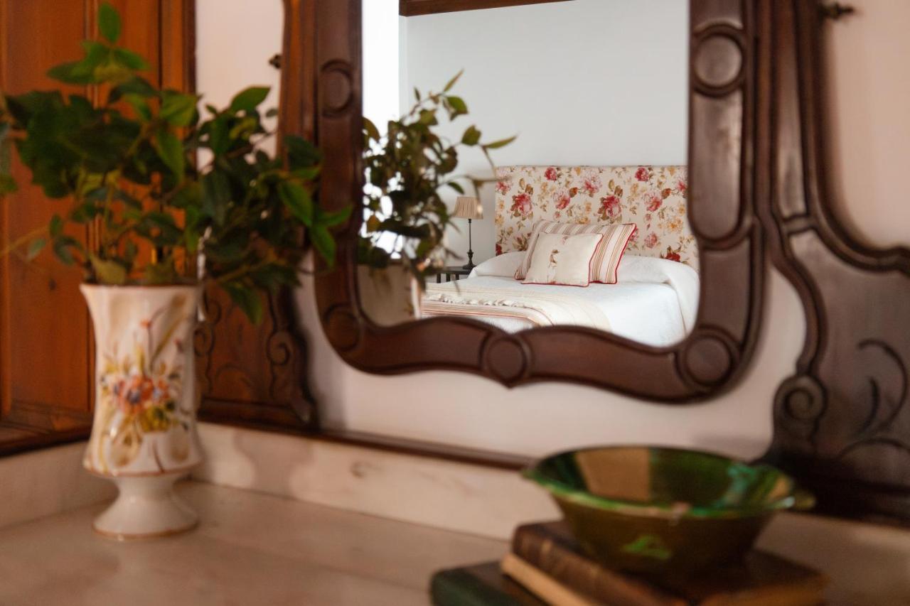 Casa Da Avo Genoveva Guest House Tomar Eksteriør bilde