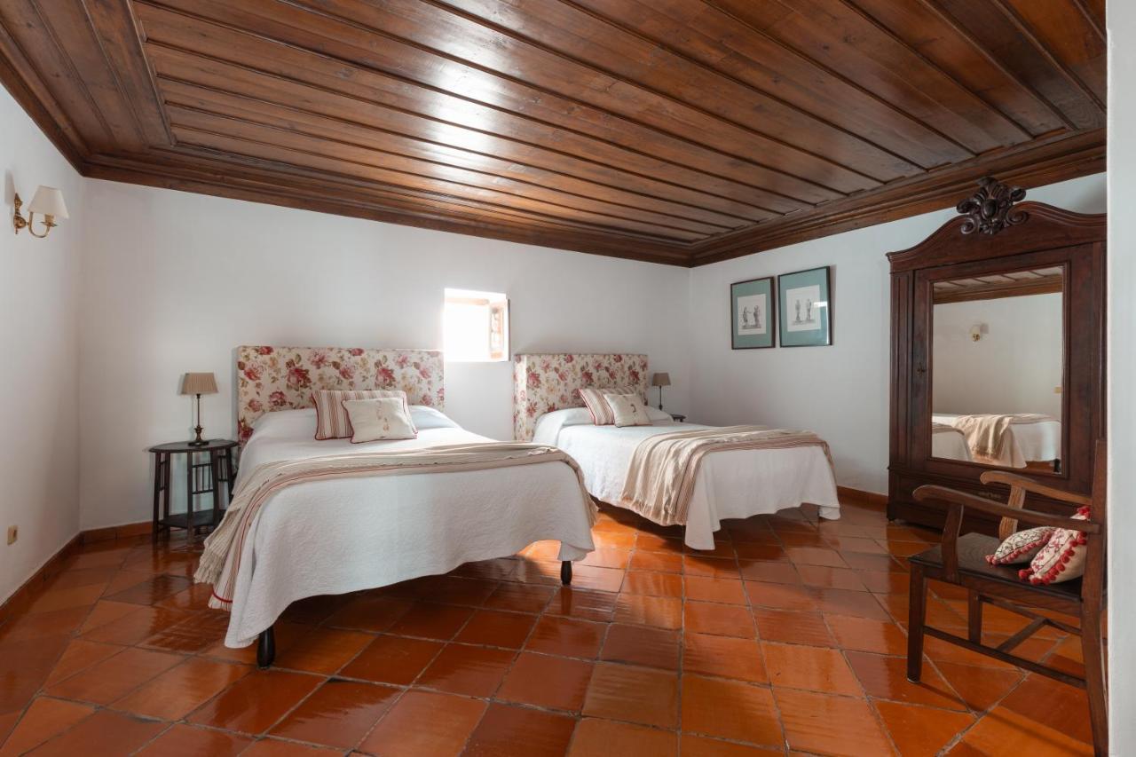 Casa Da Avo Genoveva Guest House Tomar Eksteriør bilde